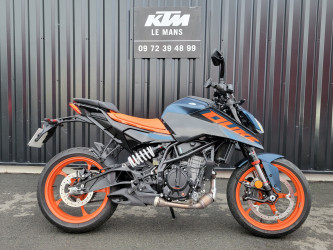 KTM 125 DUKE   SEULEMENT 1800 KILOMETRES