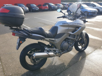 YAMAHA TDM 900 roulante dans l